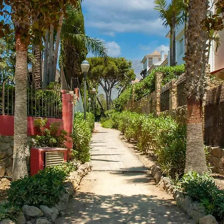 Apartment Duplex Junto Al Mar En Marbella